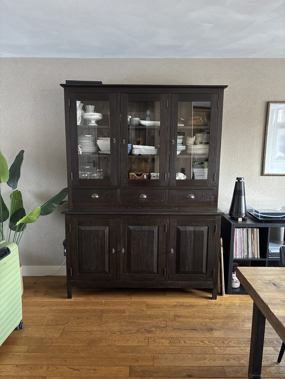 Image 1 of Mooi handgemaakte eiken houten vitrinekast
