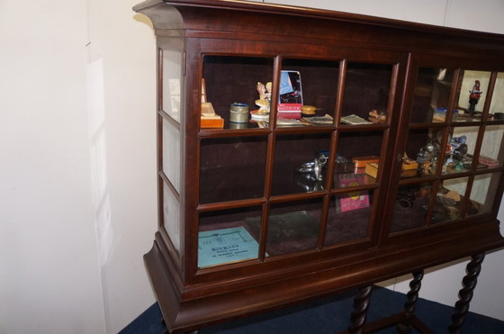 Image 1 of Muy bonita vitrina PANDER La Haya