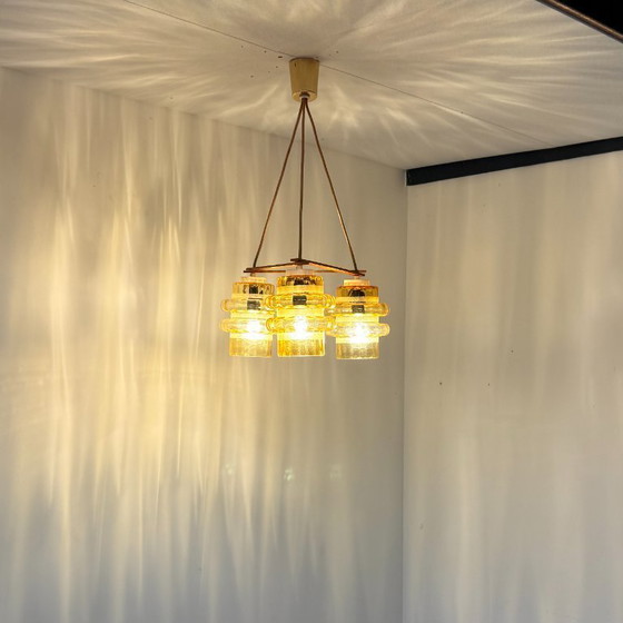 Image 1 of Vintage amberkleurige plafondlamp met 3 kappen