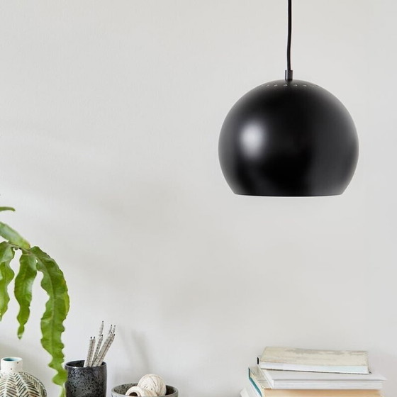 Image 1 of Suspension Boule Frandsen Ø40 – Noir Mat