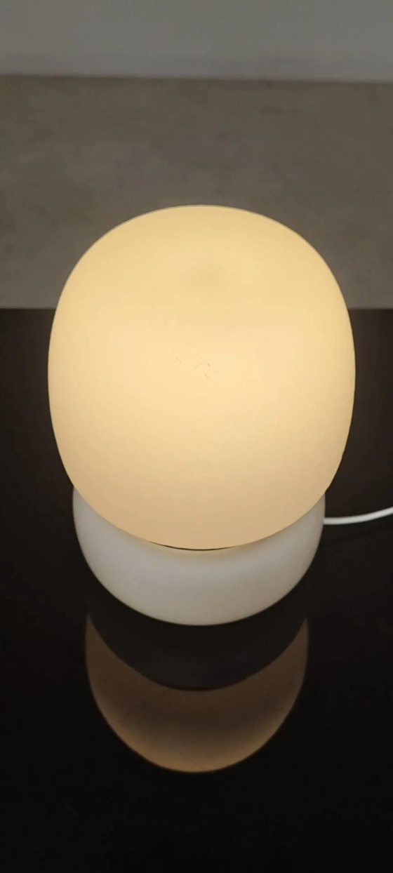 Lampada da tavolo ceca in opalina bianca e ottone 1960 – Lampade da tavolo, Brass, Bauhaus (photo 12 of 19)