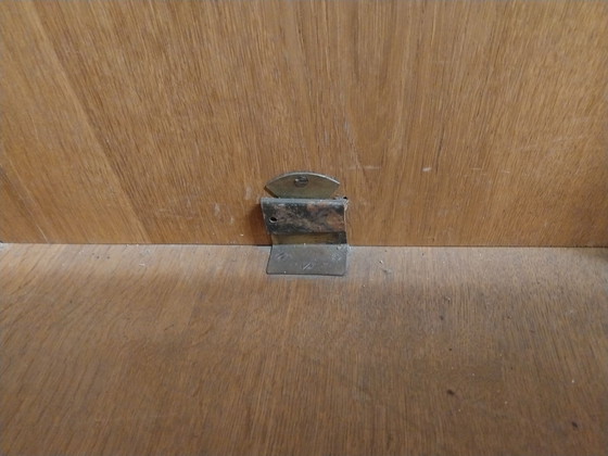 Armadio vintage di metà secolo, Rovere massiccio ca. 1940 – Legno (photo 6 of 8)