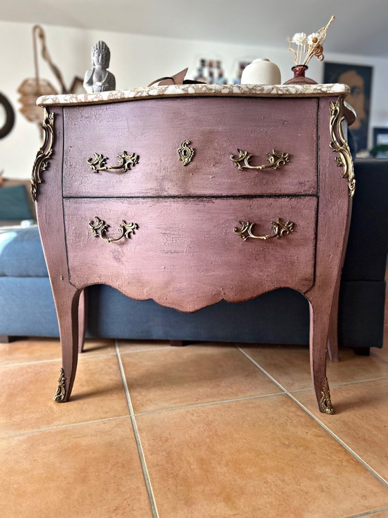 Pretty Louis XV style patinated antique chest of drawers, Powdered violet and marble, Wood, Purple (photo 7 of 15)
