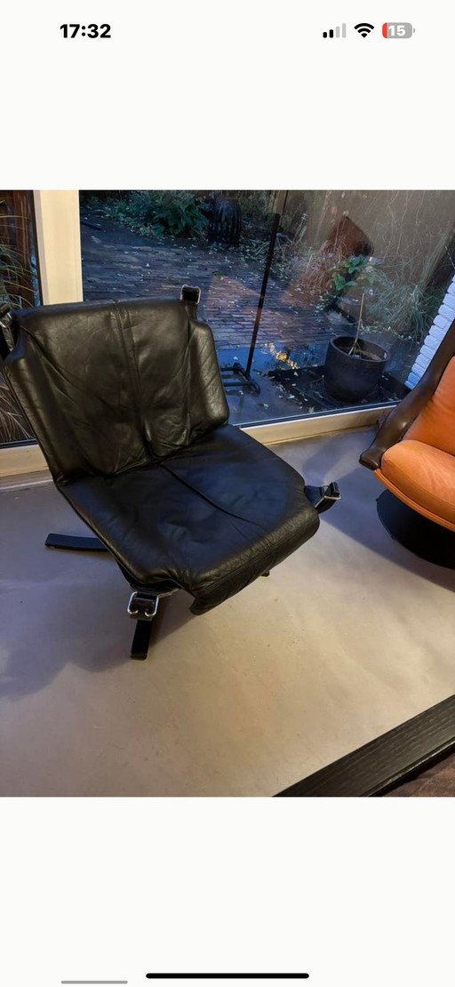 Sigurd Ressel, sillón Falcon