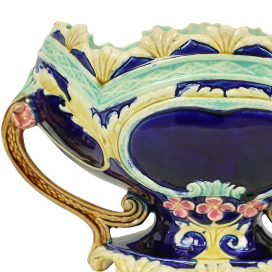 Image 1 of Art Nouveau Barbotine Majolica Vazen Jardinière Set van 3