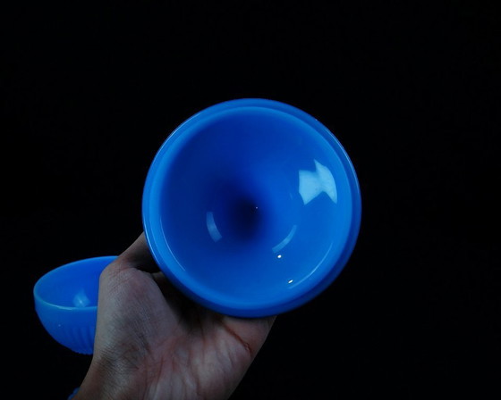 Image 1 of Bonbonniere aus blauem Messeopalin von Portieux Vallerysthal Art Deco