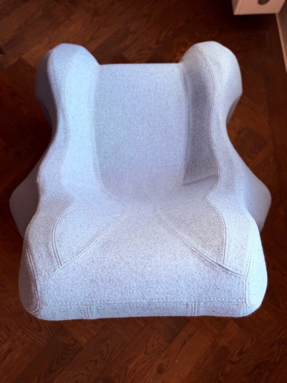 Image 1 of Max Jungblut - Club 112 Light Blue Divina MD 731 par Kvadrat