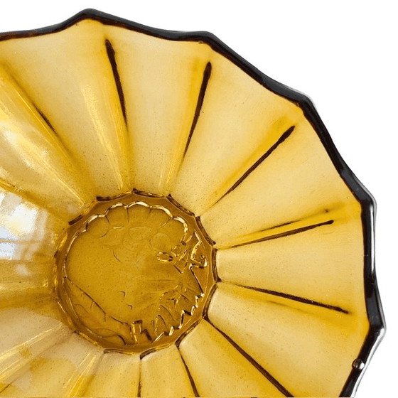 Antike Art-Deco-Schale aus bernsteinfarbenem Glas, Scailmont, 1930er Jahre – Tischdekoration (photo 4 of 6)