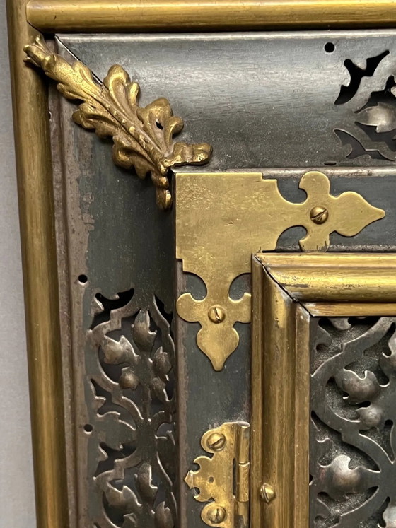 Kaminschutzgitter. Bronze, Kupfer, Metall, Vergoldung. – Dekorative Objekte (photo 6 of 7)