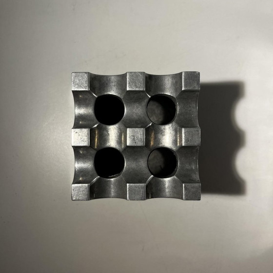 Brutalist Ashtrays in Cast Aluminum by Ljungberg & Backstrum, 1970, Set of 2 – Decorative Objects (photo 14 of 16)