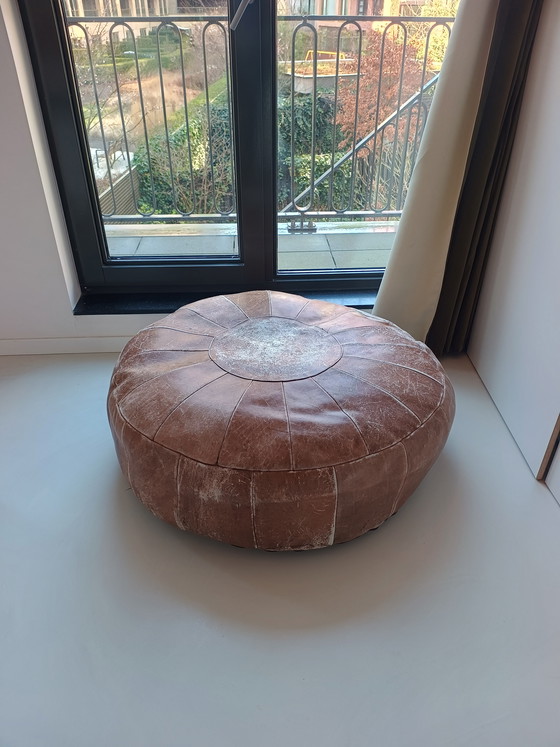 Image 1 of Pouf grande in pelle