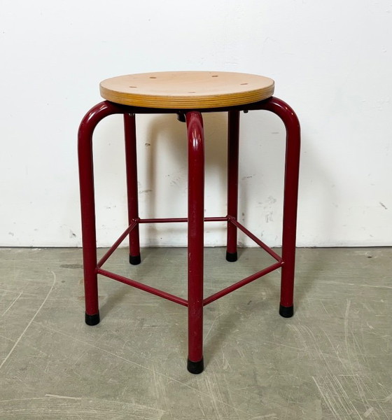 Image 1 of Vintage industriële schoolkruk, jaren 70