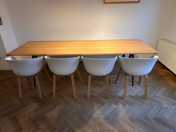 Image 1 of Mesa de comedor Hay Pyramid 02 250