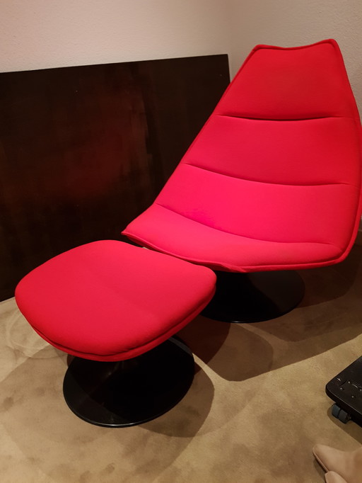 Artifort F510 Lounge Armchair With Matching Hocker