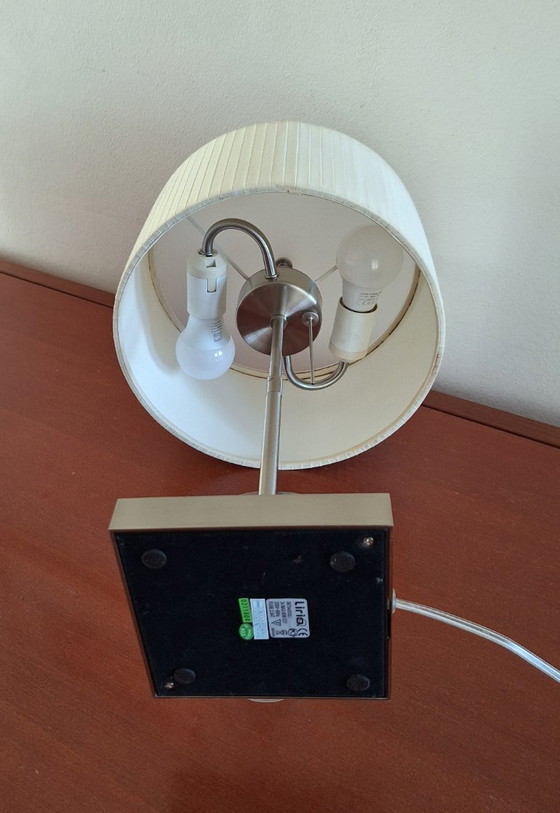 Image 1 of Lampada da tavolo Philips Lirio Design