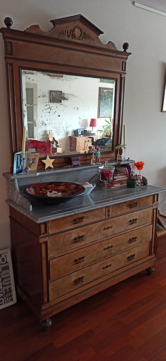 Image 1 of Aparador francés