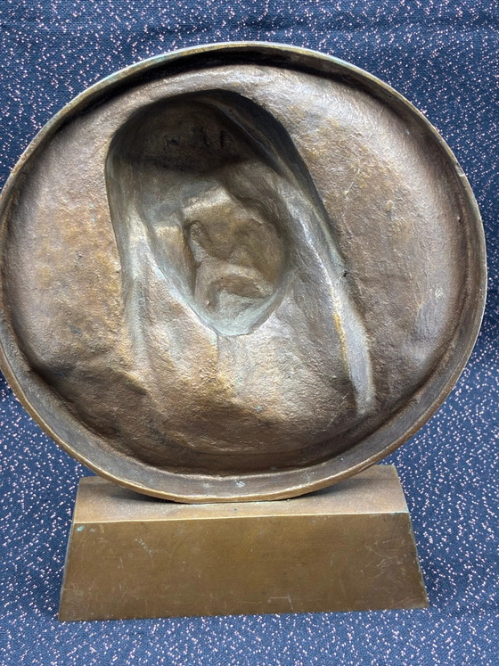 Medallion-shaped sculpture – Bronze Christ, signed Susse Frères Publishers, Paris (photo 5 of 6)