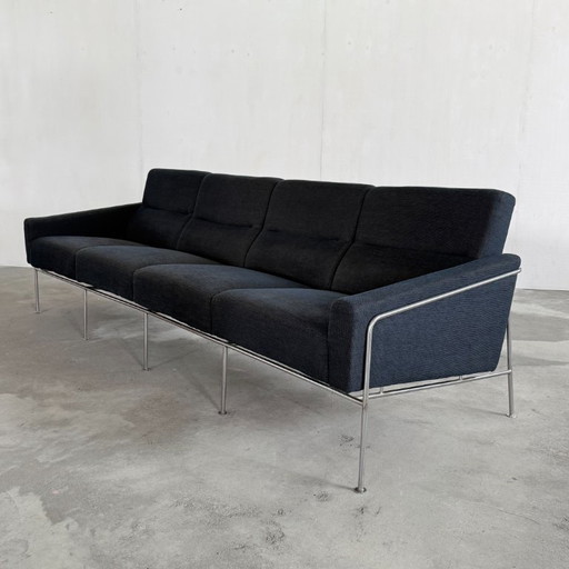 4 Seater Sofa S3300 Fritz Hansen