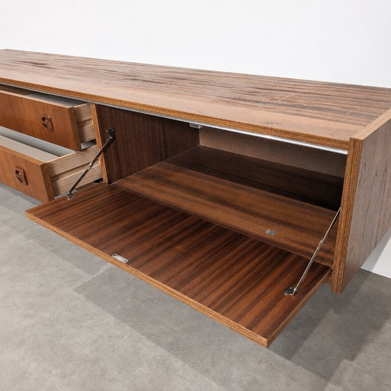 Image 1 of Vintage Lowboard uit de jaren 60 – 1960