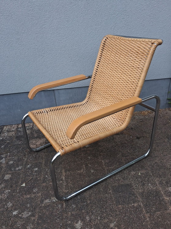 Poltrona lounge Thonet B35 disegnata da Marcel Breuer, in ottime condizioni. – Sedie e poltrone, Rattan, Wood (photo 9 of 10)