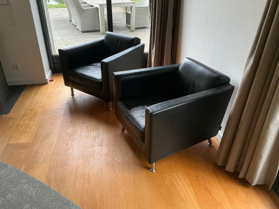 Image 1 of Poltrone Minotti in pelle nera