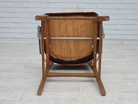 Image 1 of Poltrona danese, anni '60, rivestimento in velluto, braccioli in legno di teak, acciaio cromato.