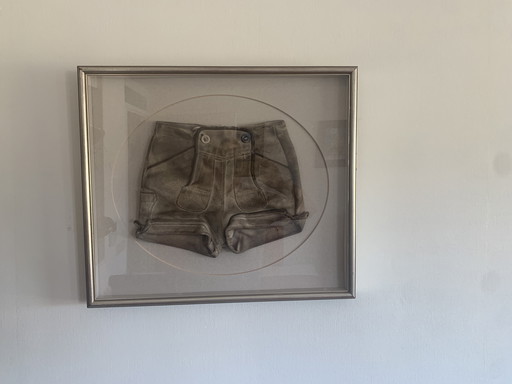 Wie Wil Er Een Lederhose Aan De Muur?