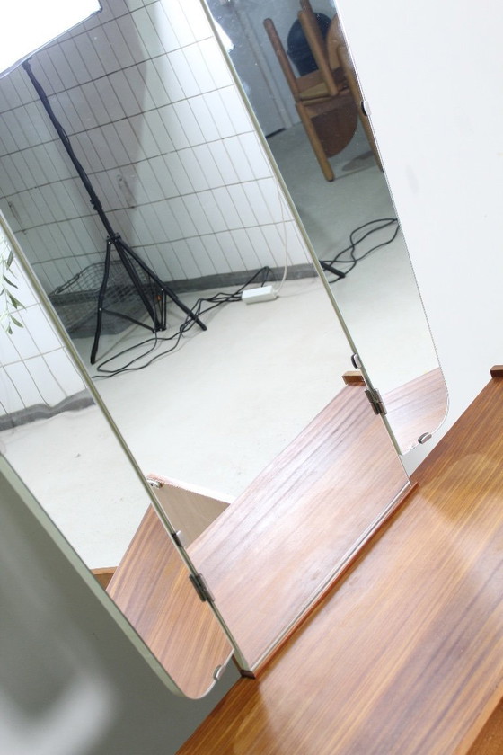 Image 1 of Coiffeuse vintage avec miroir amovible