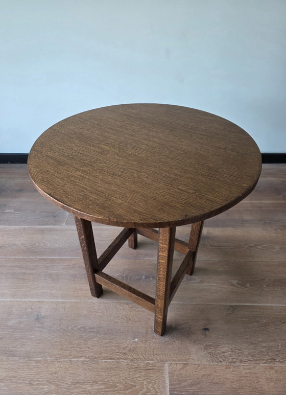 Image 1 of Exclusive Amsterdam School side table – Solid quarter-sawn oak – ca. 1930s