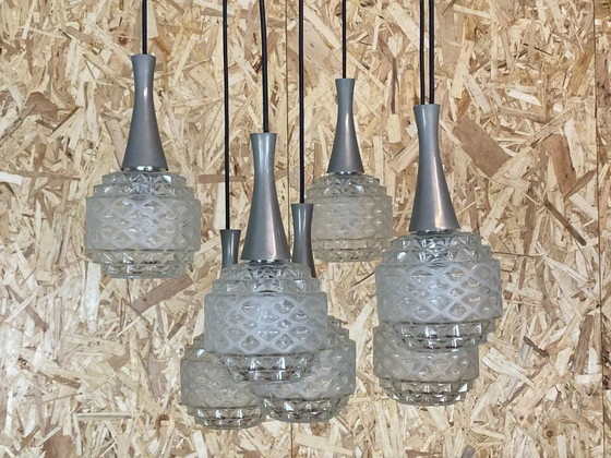 Image 1 of Lampada da soffitto anni '60 e '70, lampada a sospensione, lampada a cascata, design spaziale in vetro, anni '70