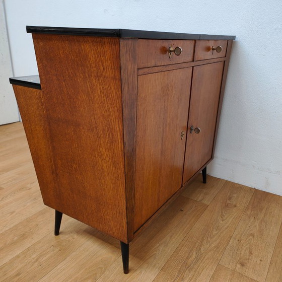 Meuble bar design Mid-Century double face, Meuble bar, Vitrine – Glass, Wood (photo 2 of 12)