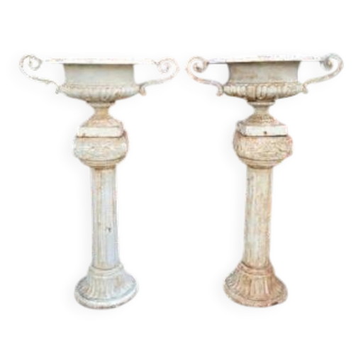2x Cast iron flower pot with handles on Roman column