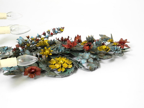 Image 1 of Immense et magnifique applique murale en métal doré et peint à la main, datant des années 1960, signée Hans Möller.