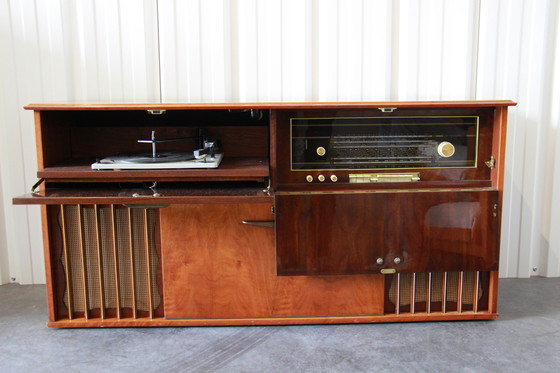 Image 1 of Mobile Hi-Fi vintage