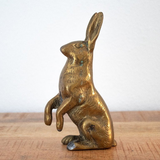 Figura de liebre vintage de metal macizo color latón: estilo de mediados de siglo, década de 1960.