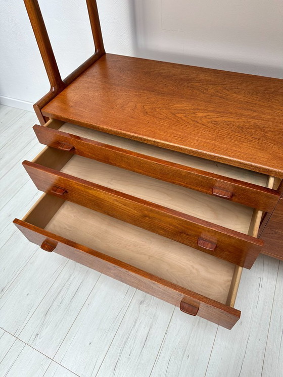 Image 1 of Dänisches Teak-Highboard RY20 aus den 1950er Jahren von Hans J. Wegner für Ry Møbler – Mid-Century-Schrank