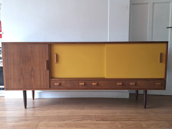 Image 1 of vintage dressoir