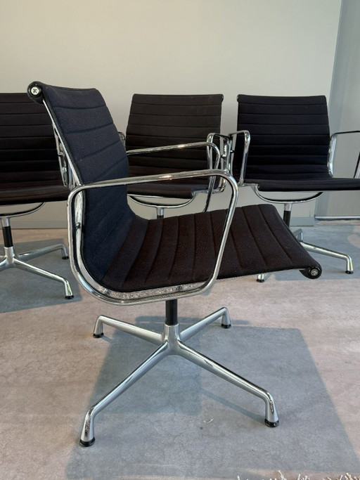 4x Vitra EA 108 Aluminium Chair – vergaderstoel, Textile
