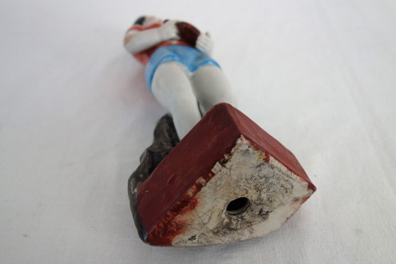 Image 1 of Estatua femenina de porcelana china con forma de galleta - Revolución Cultural n.° 10