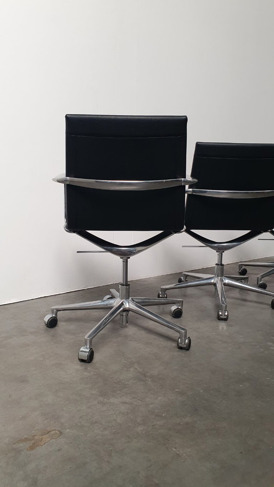 Image 1 of 4x Valea Elle 409 design office chair ICF wheels