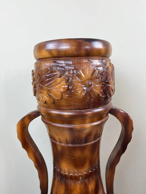 Bedeutende geschnitzte Holzvase – Pflanzkübel, Wood (photo 3 of 16)