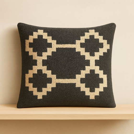 Image 1 of Funda de cojín de lana egipcia hecha a mano “Senon” – 40×40 cm – Gris y crema – Con cremallera – No incluye cojín interior