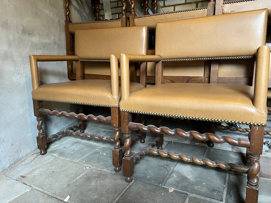 Image 1 of 14 antike gedrechselte Esszimmerstühle