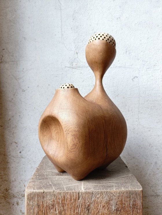 Image 1 of Sculptuur van gebeeldhouwd massief eikenhout