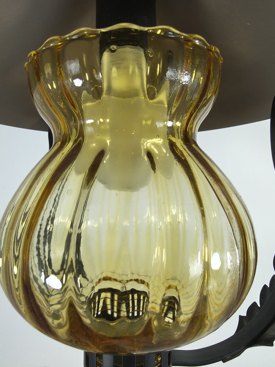 Image 1 of Lampada a sospensione a lanterna con vetro color ambra