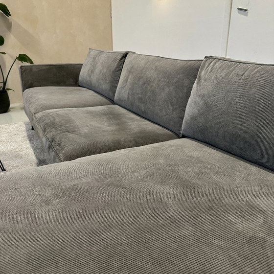 Image 1 of Sofá esquinero acanalado By Side 305x155 cm