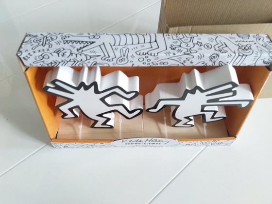 Keith Haring - Limited Edition Dancing Dogs Bookends / Decorative Object (Set) – Vilac, Wood (photo 3 of 14)