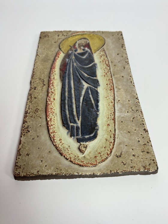 Image 1 of Große antike Keramik-Wandplakette mit Madonnenfigur – Religiöses Relief, Europa, 1960er Jahre
