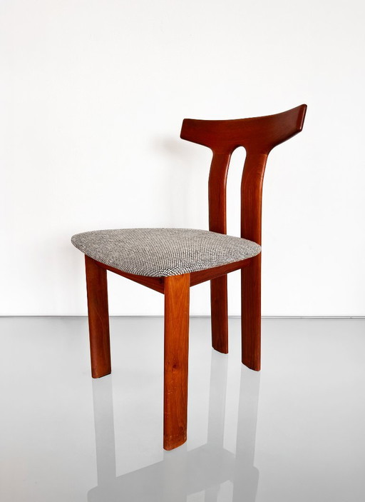 Juego de dos sillas T raras fabricadas en Dinamarca – eetkamerstoelen, Wood, Vintage