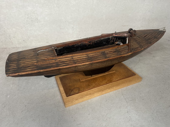Image 1 of Antieke houten (model) boot - vijverjacht